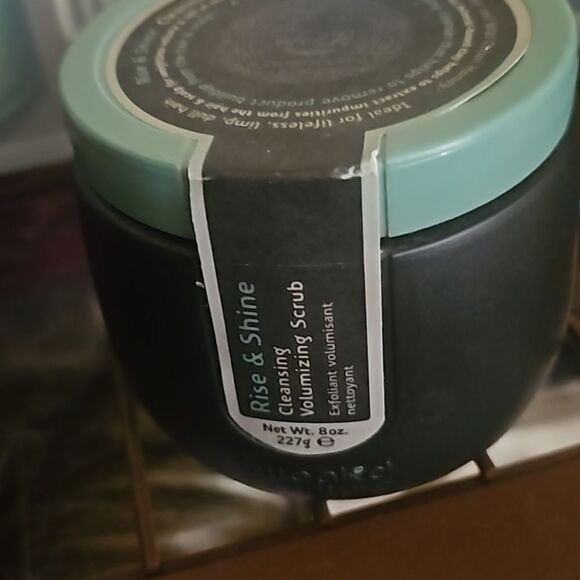 Tweak-d Rise & Shine Weightless Conditioning Mist 6 fl. oz. BRAND NEW. All three - Picture 7 of 8